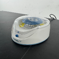 VWR Mini Centrifuge image 1